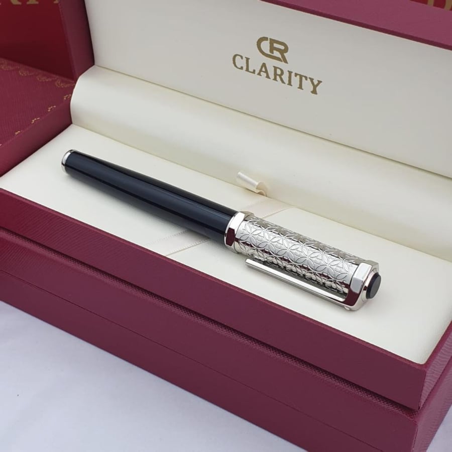 A pen with Cartier design, high quality