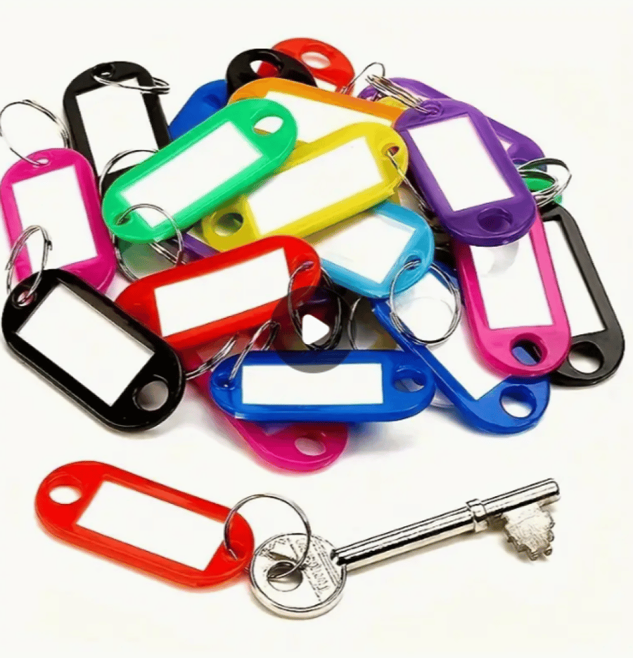Colorful keychain name 50 pieces