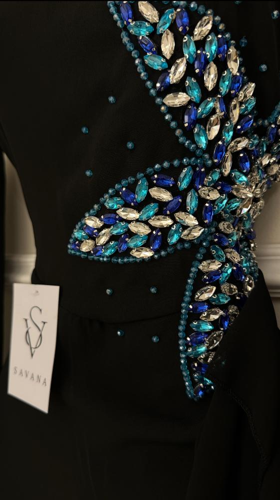 فستان سهرة فصوص اكمام منفصله