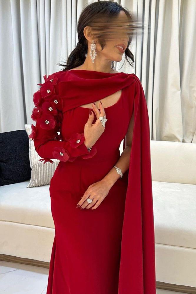 Long sleeve dress, please.