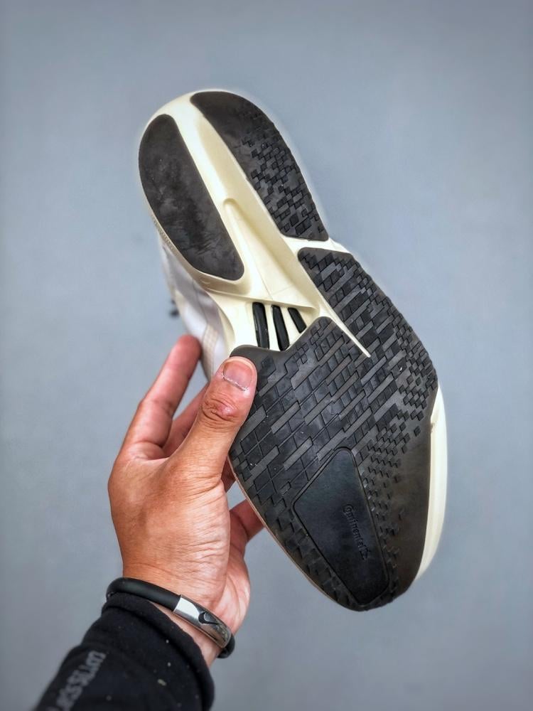 Adizero Adios Pro 4 — أديداس أديزيرو أديوس برو 4