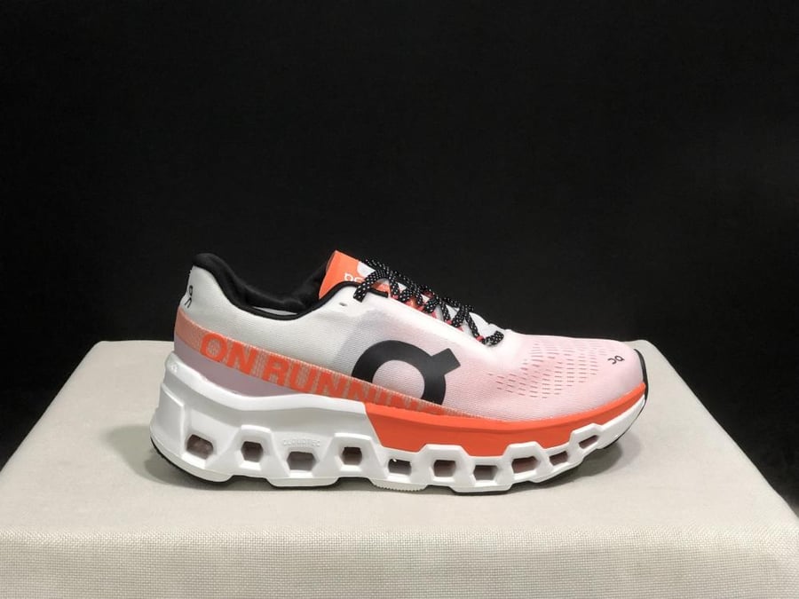 On Cloudmonster 2