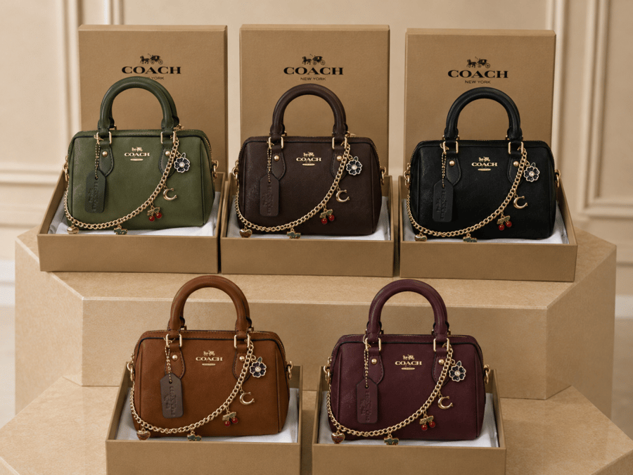 شنطة ماركة coach