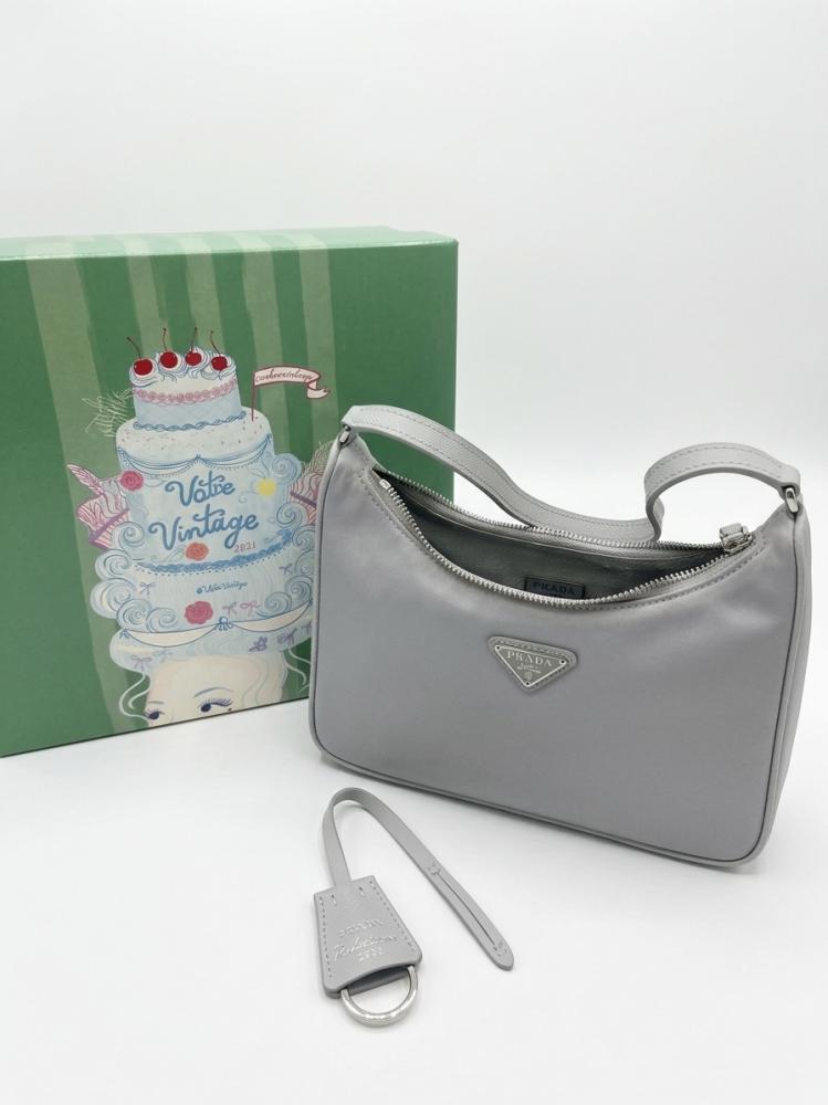 vintage Prada Re-Edition 2005 shoulder bag