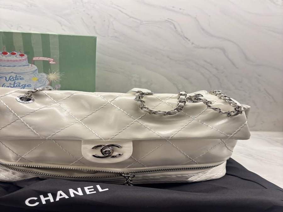 chanel vintage expandable Ligne flap shoulder bag 35*23cm