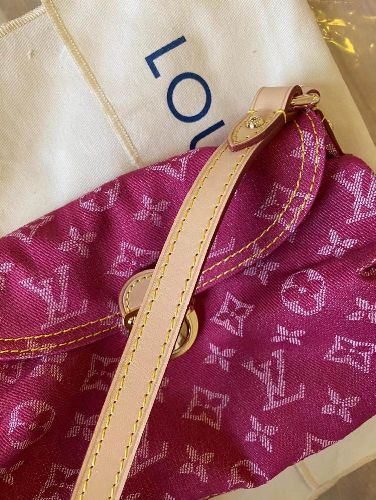 Louis vuitton vintage pink denim bag