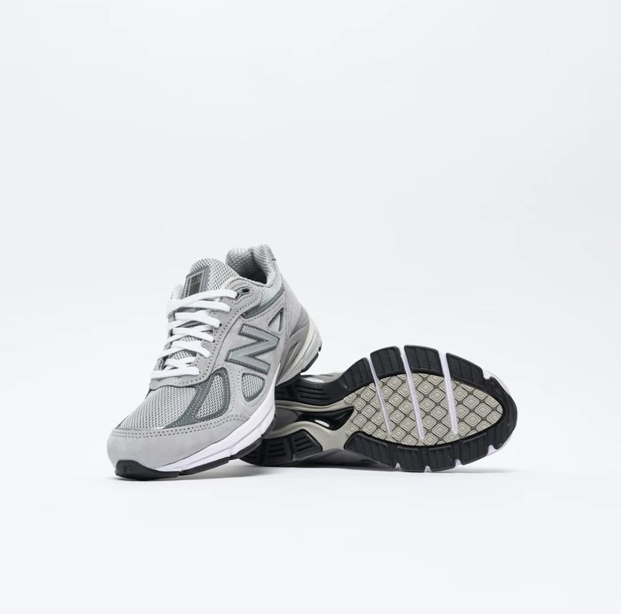 New Balance - 990 V4