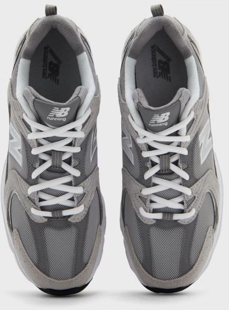 New Balance - 2002R
