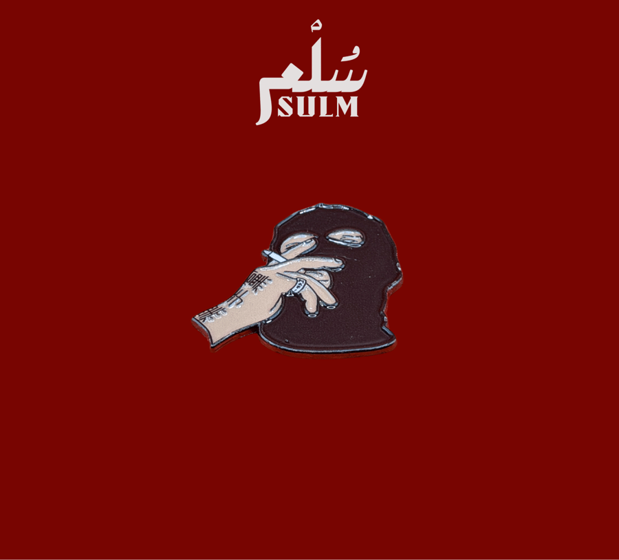 ستيكر معدن رجل بقناع