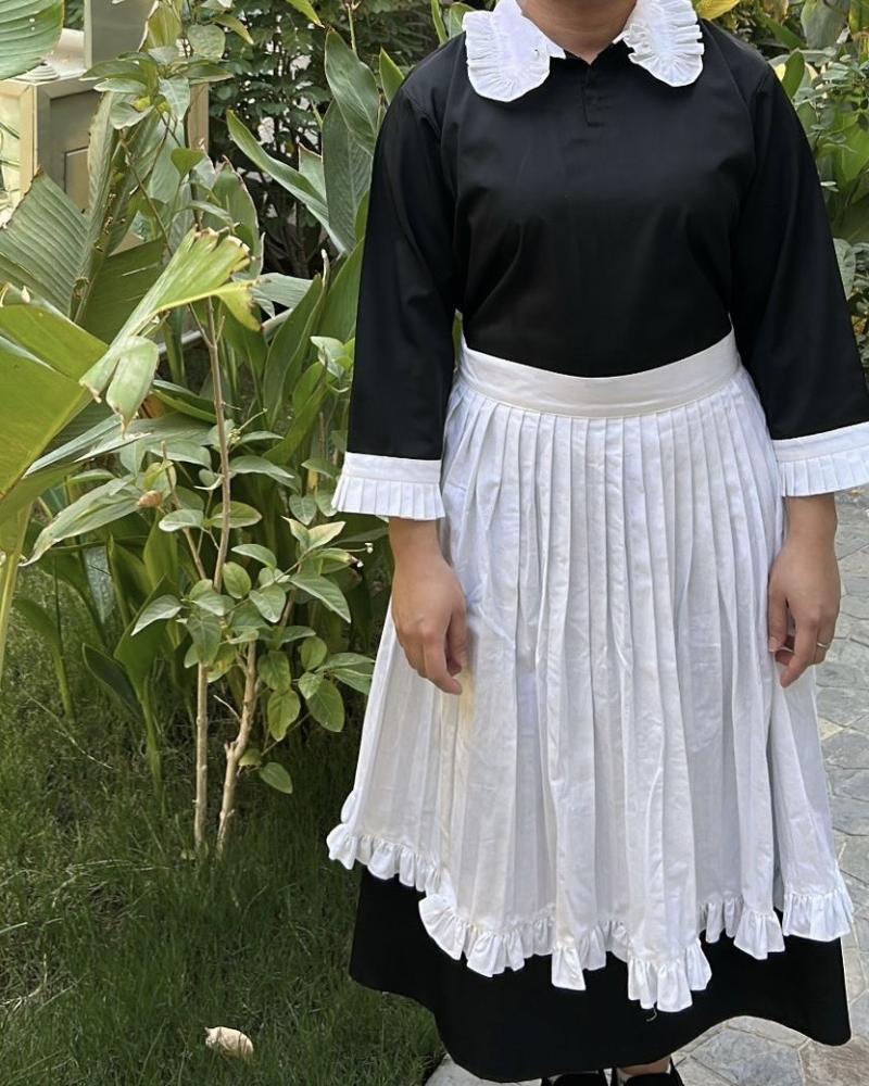 Black hospitality uniform
