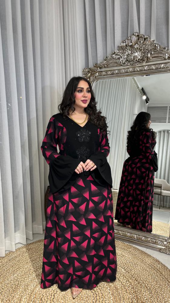 قطن مغسول مزين بورد شك وكرستال اسود