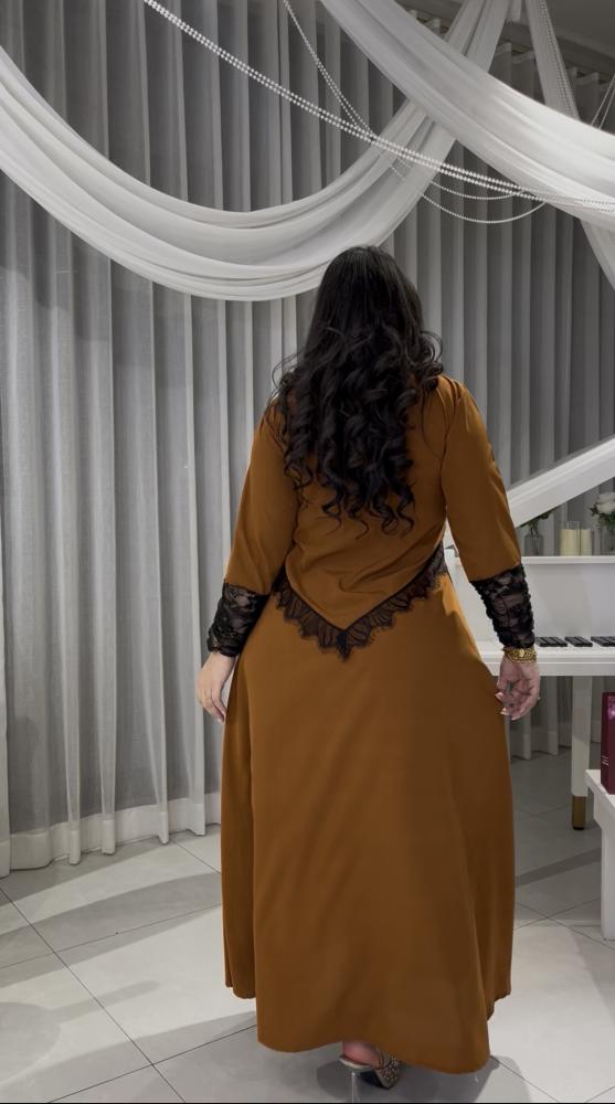 كريب ناعم  مع دانتيل اسود وكرستال وكلفه شك