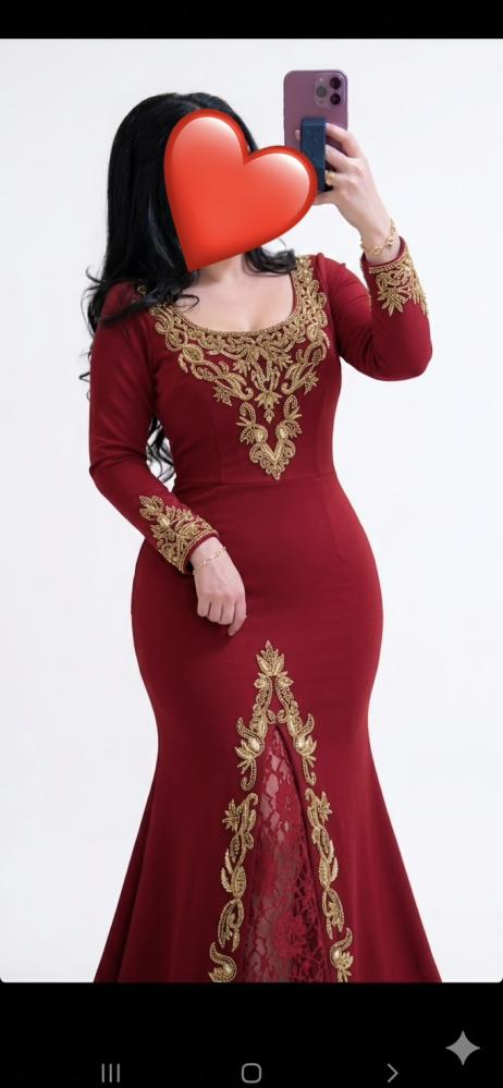 استرتش كوري احمر مع شك ذهبي