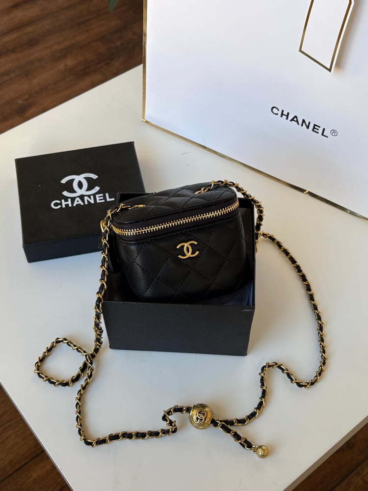 Chanel bag mine with its accessories