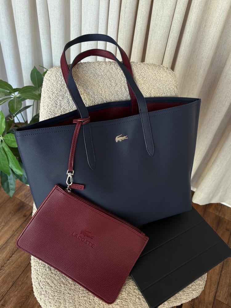 Women's bag for Coast with its accessories