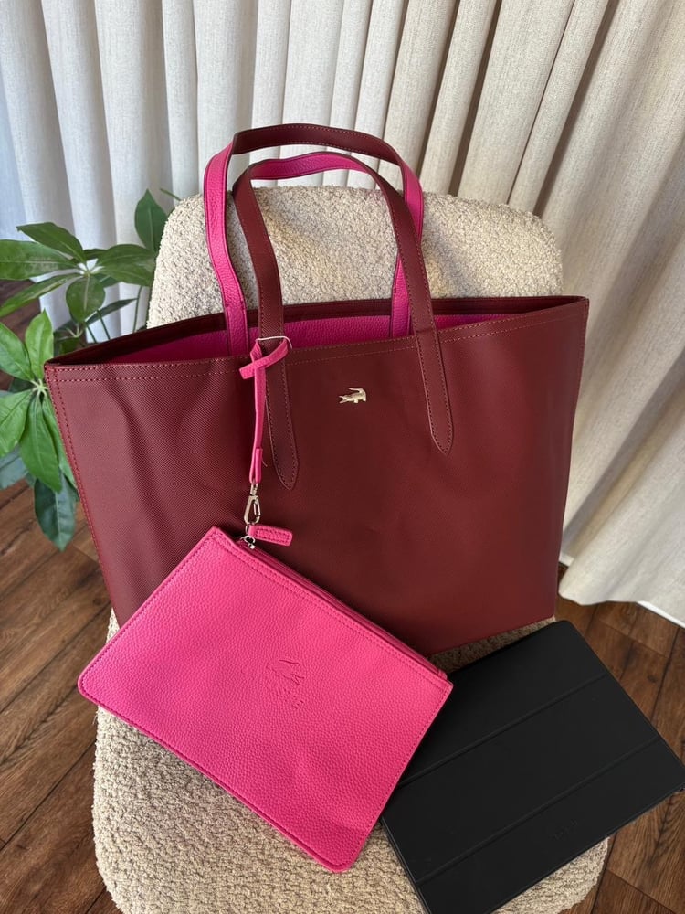 Women's bag for Coast with its accessories
