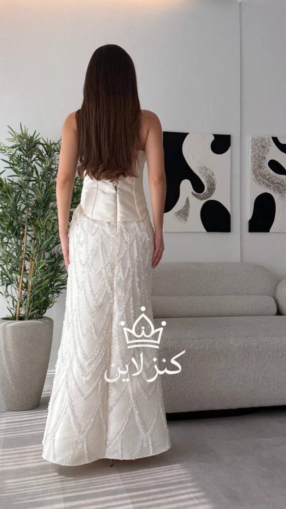 فستان سهرة مميز لاطلالة مختلفة