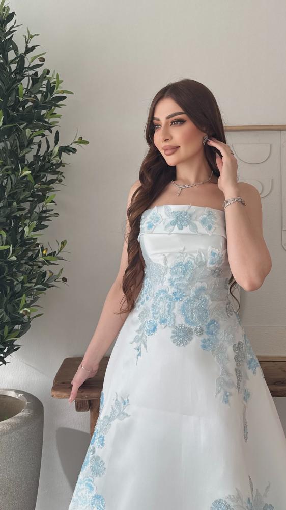 فستان سهرة لون سماوي ملكي