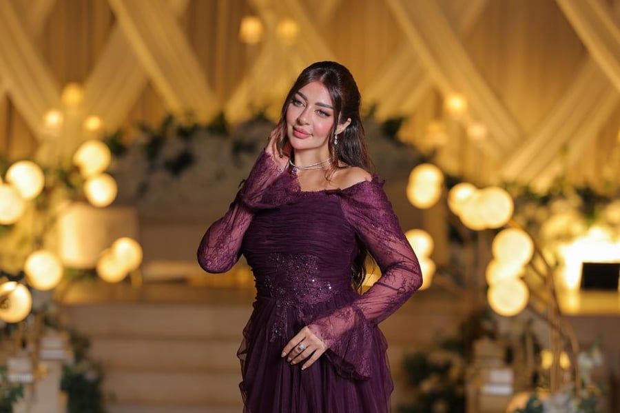 فستان سهره كلاسيكي بأكمام  الدانتيل الفرنسية 11104