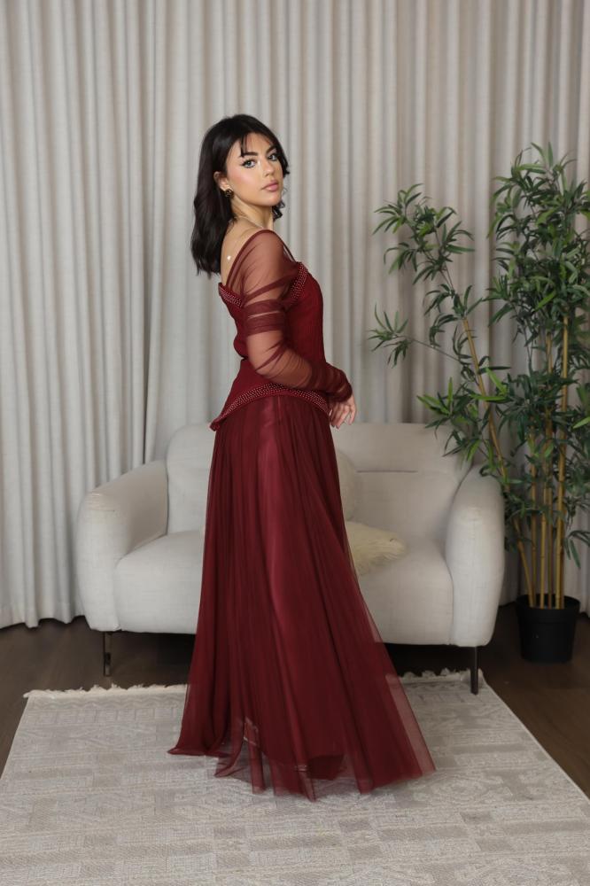 فستان سهرة أنيق طويل كريشه مع تنوره تل انسيابية