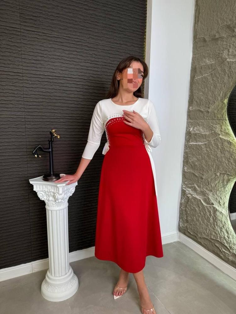 فستان سهرة أنيق ميدي مزين بلؤلؤ وفيونكه خصر