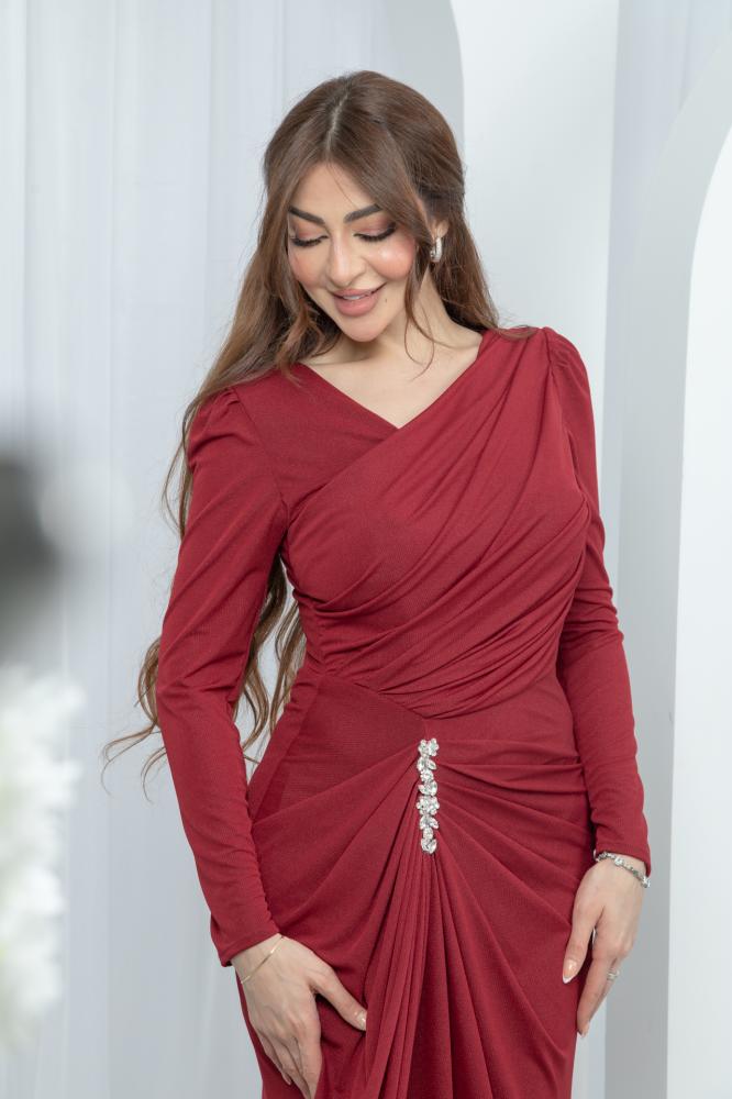 فستان فخم نجمة الليل