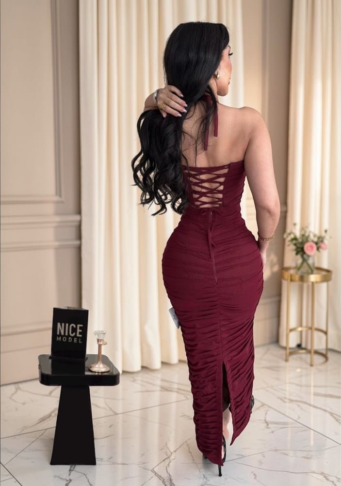 فستان فخم ناعم قماش جورجيت كورسيه مزموم ناعم