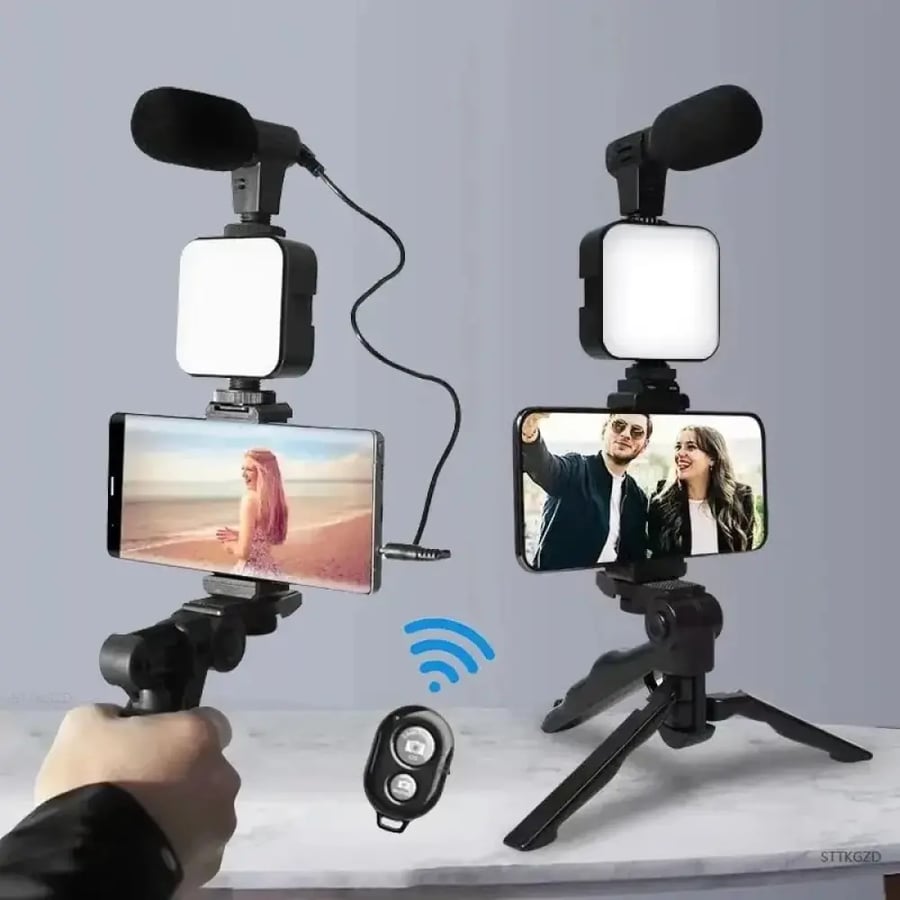 عدة تصوير فيديو للهاتف مع حامل ثلاثي وميكروفون وضوء LED للبث واليوتيوب