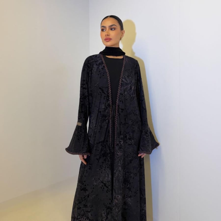 Black floral stretch abaya