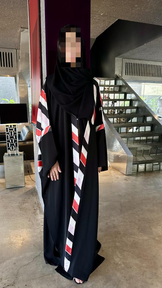 عباية قمر