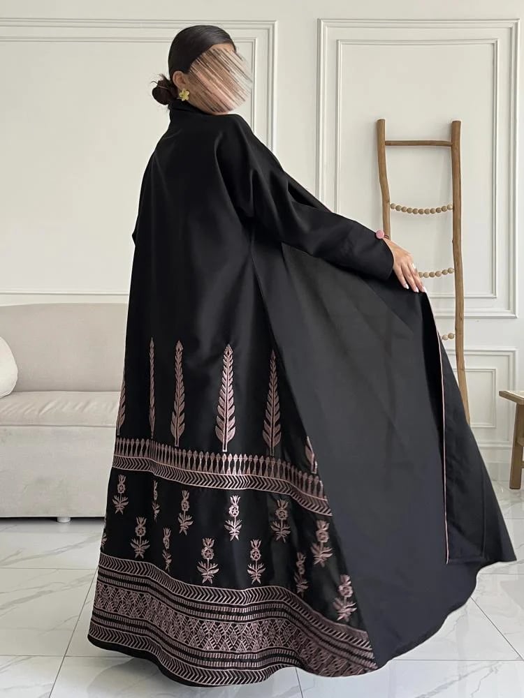 كريب تطريز بالخلف