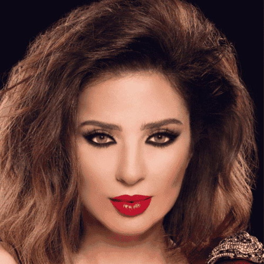 عدسات زينة ملونة من أديرا - وودي