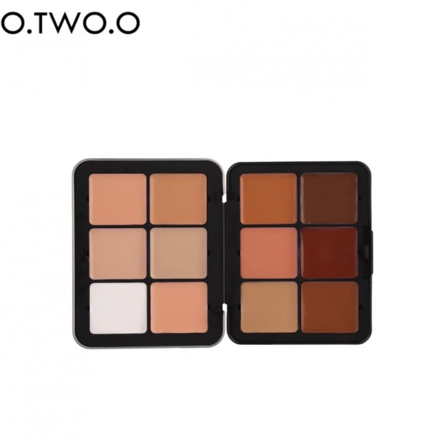 باليت كنتور كريمي من او تو او O.TWO.O