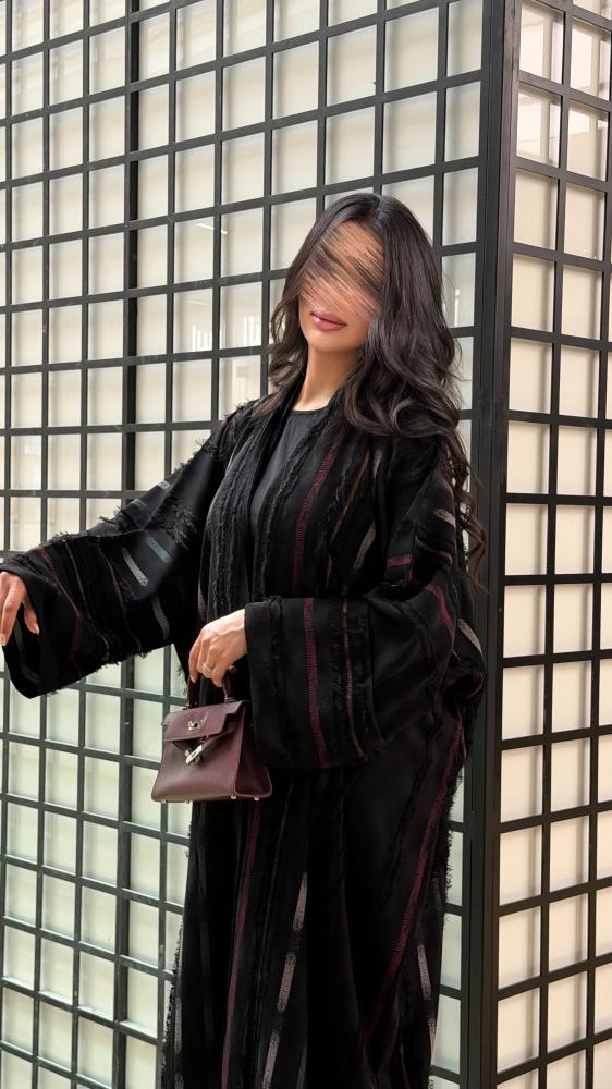 عباية لانا