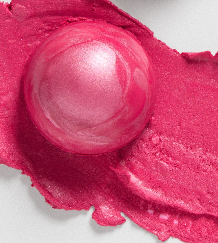 أحمر الخدود والهايلايتر ميلانج أتروا من ريم بيوتي r.e.m. beauty – Mélange à Trois Blush & Highlight Stick | إصدار محدود