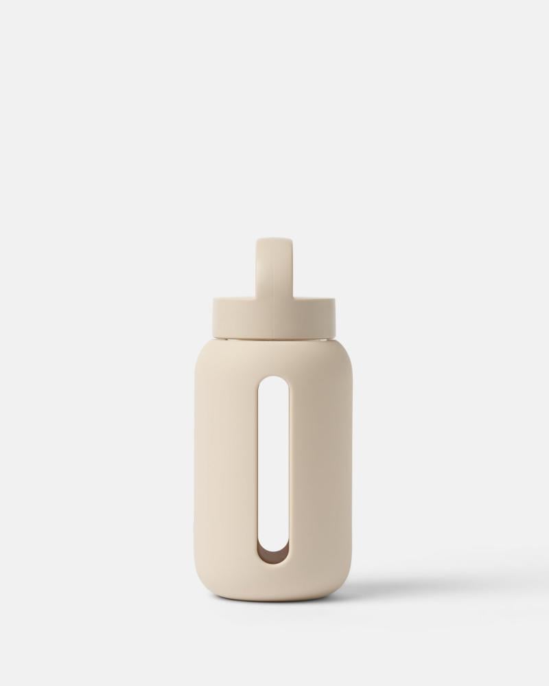 زجاجة بينك الكلاسيكية 17 أونصة - لون بيج | Bink Day Bottle 17 oz ( Beige)