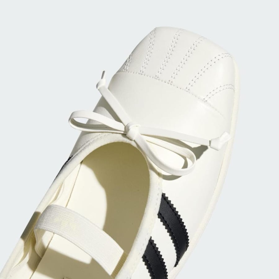 حذاء أديداس باليه سوبرستار جيني إس كيو (Adidas x Jennie Superstar Ballet)