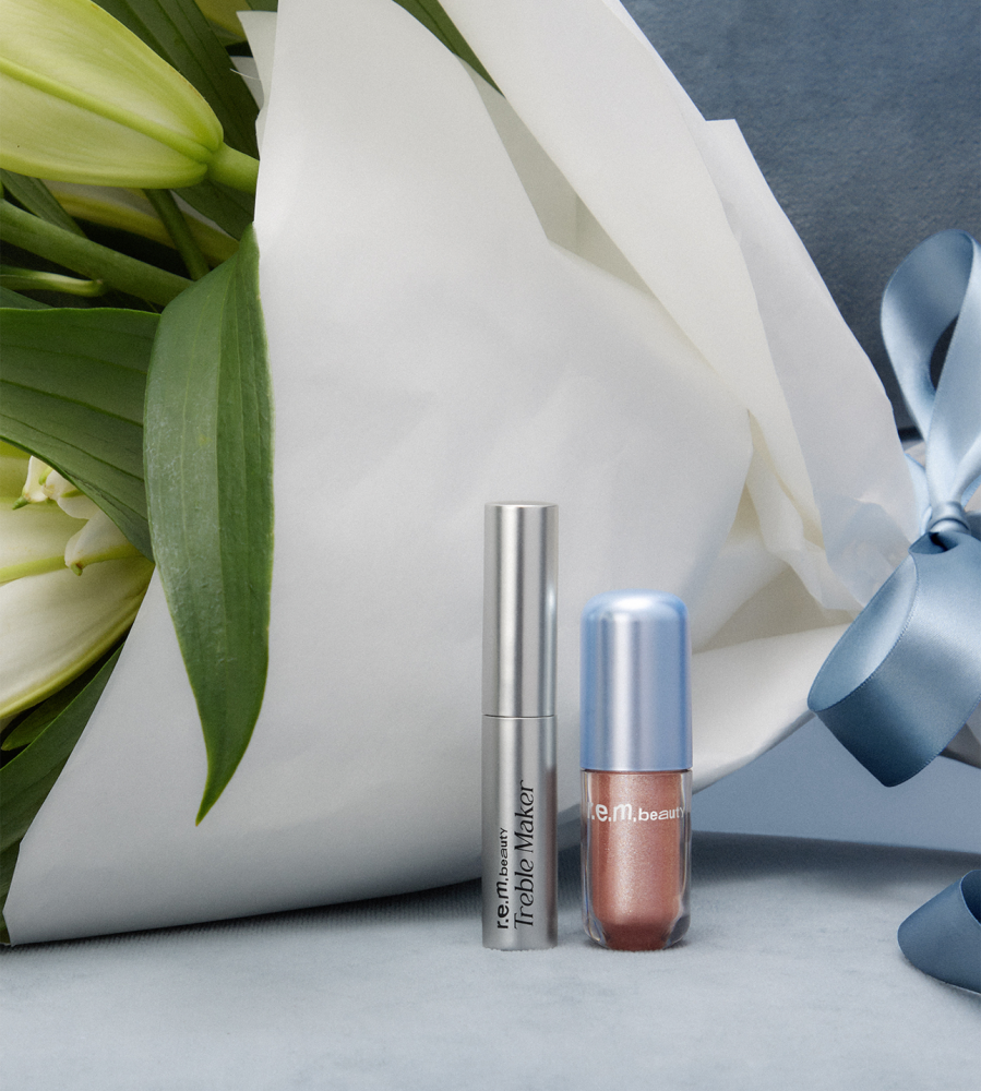 طقم مكياج العيون فروست آند فلاتر من ريم بيوتي r.e.m. beauty – Frost & Flutter Eye Makeup Set | إصدار محدود