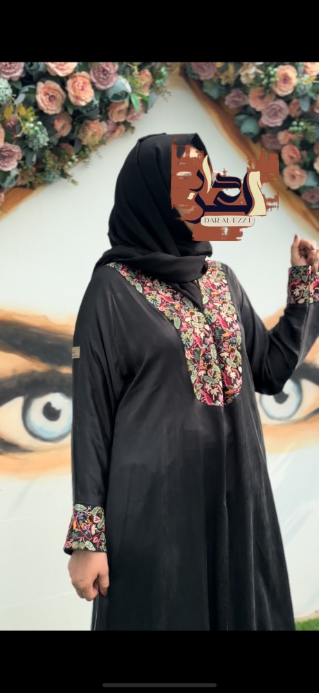 عباية حرير ياباني مع تطريز مميز