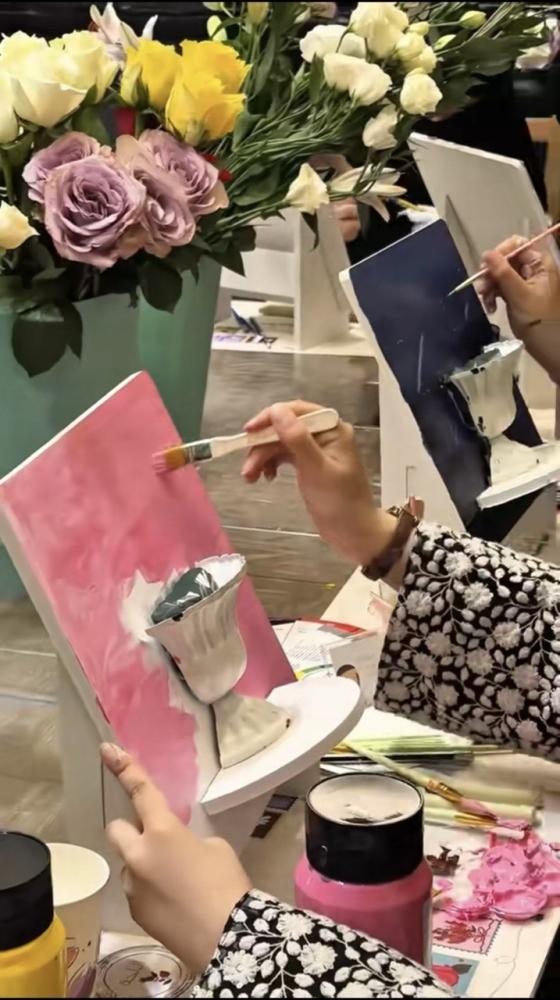رسم وتنسيق الزهور