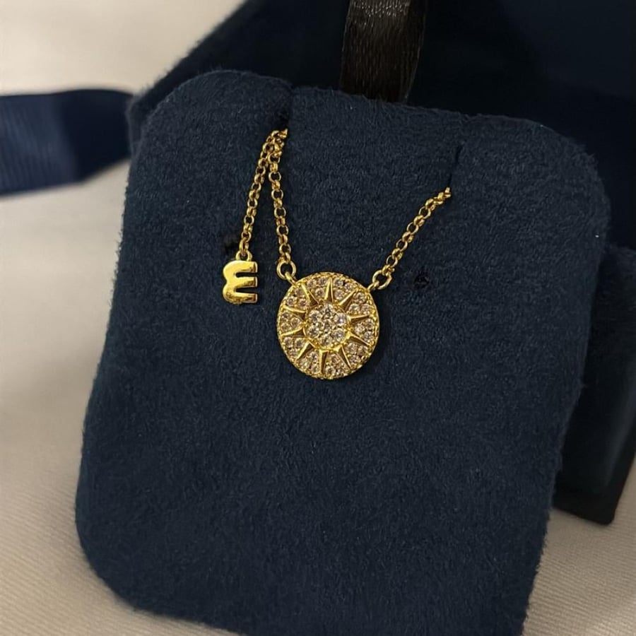 Apm necklace