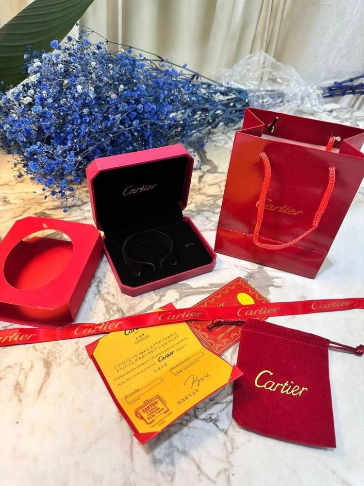 Cartier bracelet