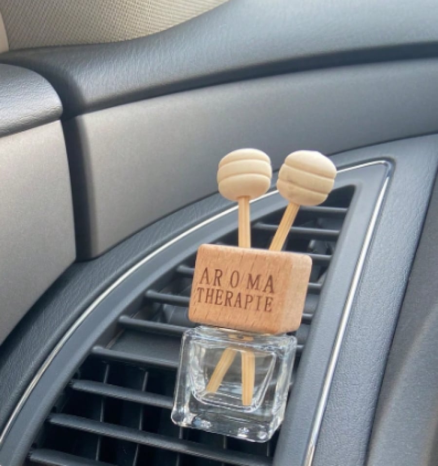 زجاجة معطر هواء السيارة