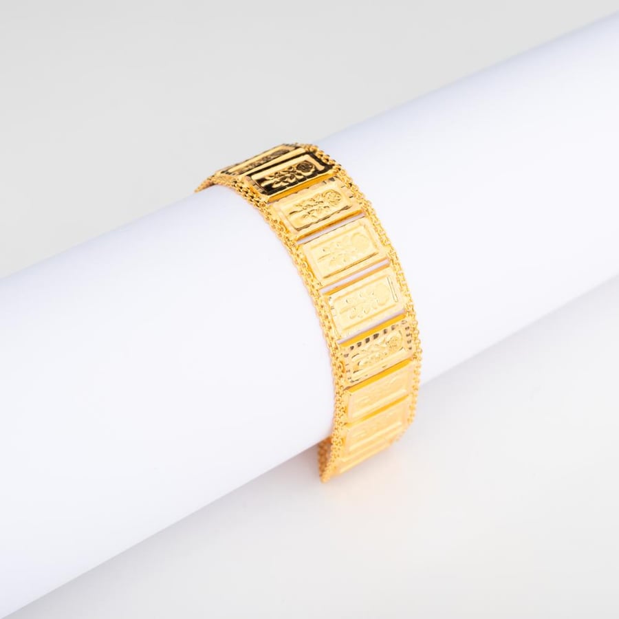 21 karat necklace (DAR1)