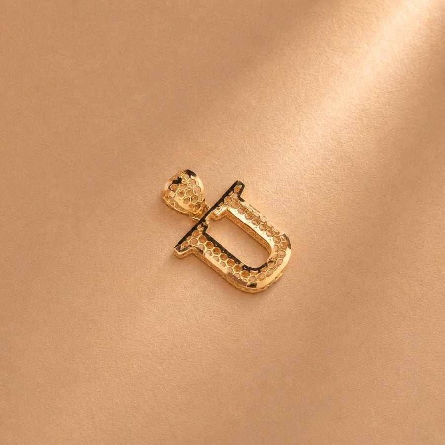 A 21-karat (DAR1) goldsmith