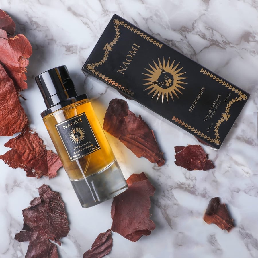 عطر نعومي فرموني100مل