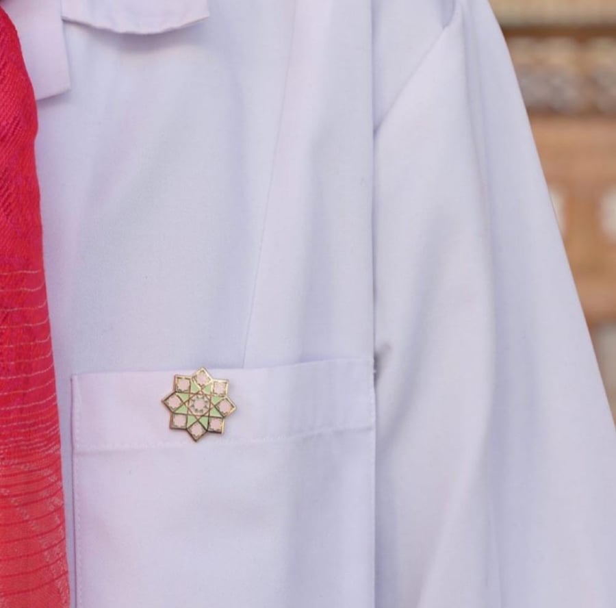 بروش (النجمة الثمانية)