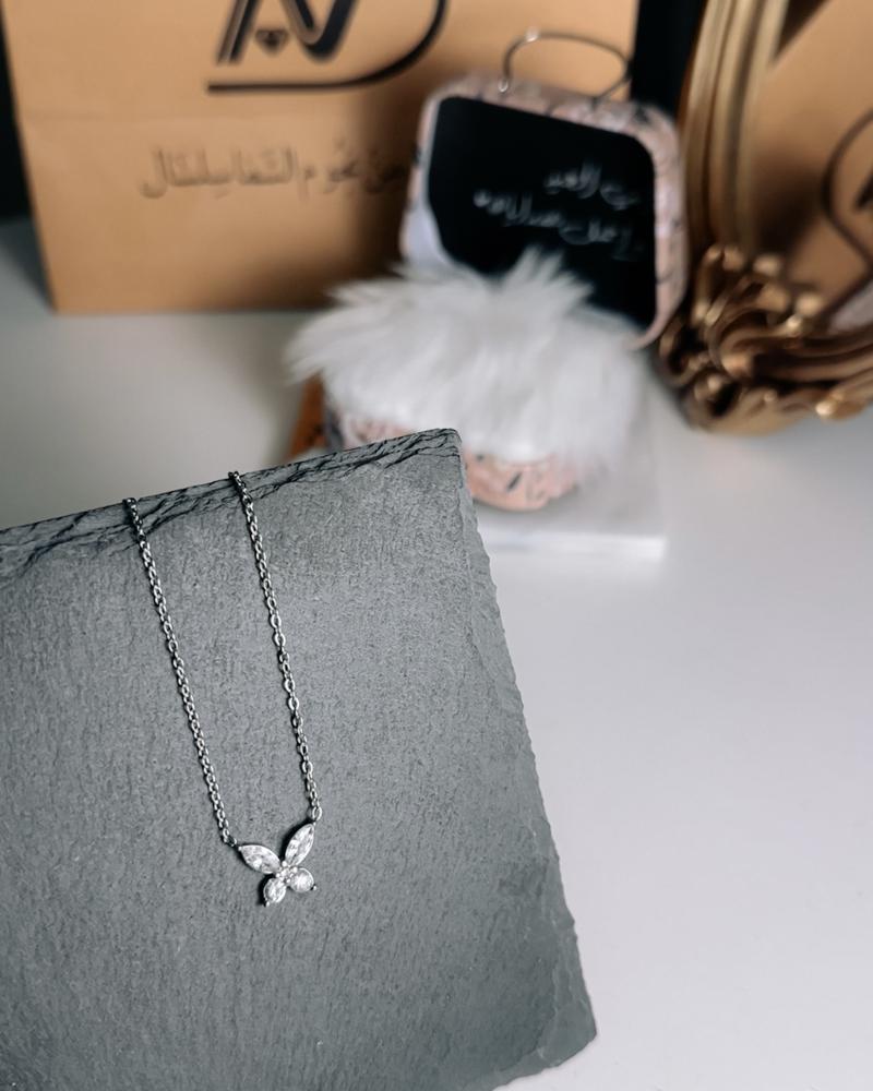 سلسال فراشة الزركون ( 005 )