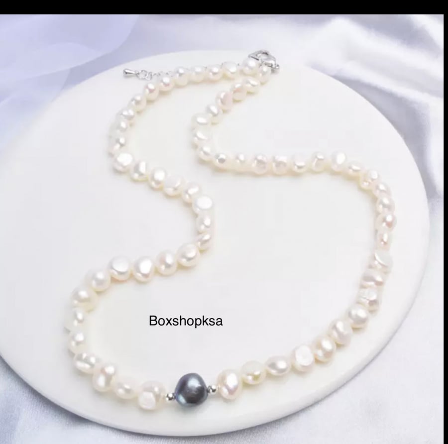Pearl necklace