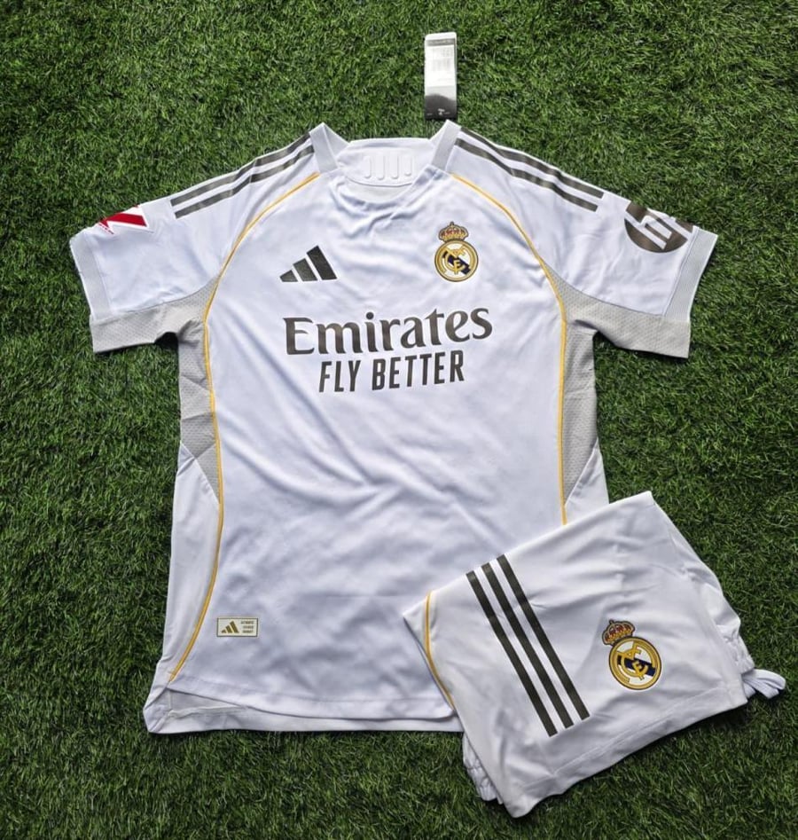 طقم ريال مدريد الأساسي الجديد 2026